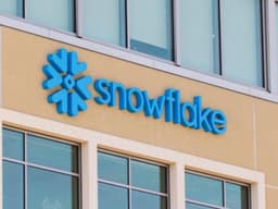 Snowflake Q4 Earnings Beat Expectations but Guidance Falls Short