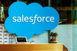 Salesforce Earnings Preview: Challenges of AI and Stock Compensation Costs