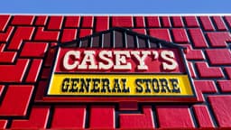 an image of BofA Initiates Coverage on Casey’s with $700 Price Target, Highlights Foodservice Growth