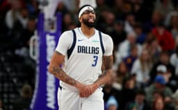 an image of Mavericks' Anthony Davis Suffers Ligament Damage, Surgery Possible