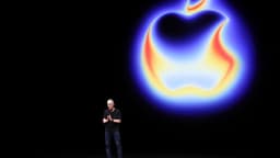 an image of Goldman Sachs Raises Amazon Price Target to $300