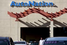 an image of J.P. Morgan Upgrades AutoNation (AN) to Overweight, Price Target at $235