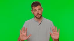 an image of Conagra Brands (CAG) Shares Drop 35%, Dividend Yield Hits 8.2%