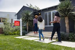 Re/Max Reports 14.9% MoM Increase in U.S. Home Sales for December