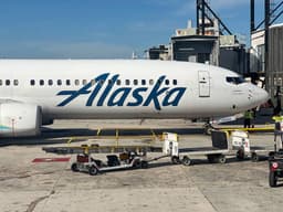 an image of Alaska Air Group (ALK) Reports Q4 Revenue of $3.63 Billion, Meeting Expectations