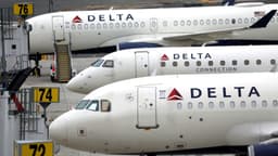 an image of Delta Air Lines Shows Strong Turnaround Amid Investor Caution