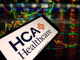 an image of HCA Healthcare Reports Mixed Q4 2025 Results Amidst Market Pressure