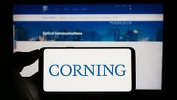 an image of Corning Inc. Reports Strong Q4 Results and Positive Guidance