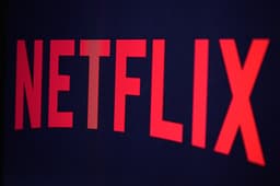 an image of Antitrust Concerns Hinder Netflix's Acquisition