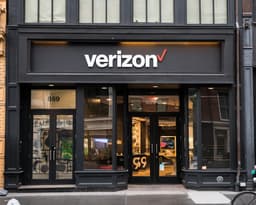 an image of Verizon Reports Strong Q4 Beats and 2026 Outlook
