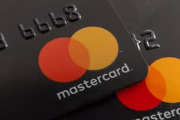 an image of Mastercard Reports 14% Revenue Growth, Analyst Adjusts Price Target