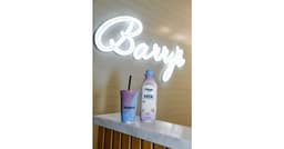 an image of Lifeway Partners with Barry's for New Power Play Shake