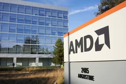 an image of AMD Q4 Earnings Outlook Shows Strength Amid AI Uncertainty