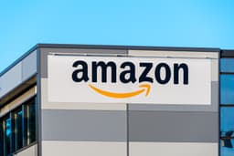 an image of Amazon Plans to Cut 2,200 Jobs in Washington State