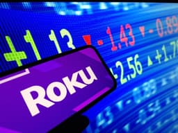 an image of Wall Street Analysts Adjust ROKU Ratings