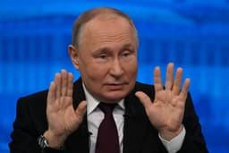 an image of Ukraine Tensions Rise as Ceasefire Prospects Dim