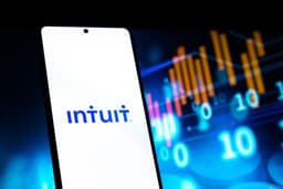 an image of Intuit Shares Plummet as Oppenheimer Cuts Price Target