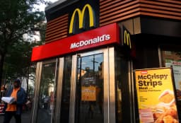 an image of McDonald's Q4 Earnings Expectations and Analyst Upgrades