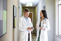 an image of Doximity Reports Q3 Earnings Beat but Lowers Guidance, Stock Drops