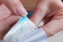 Impinj Misses Q4 Estimates, Shares Plunge