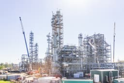 Linde Downgraded to Neutral by J.P. Morgan