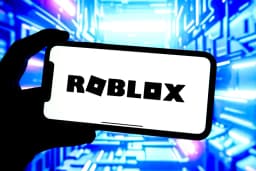 Cathie Wood Invests Nearly $10 Million in Roblox Stock