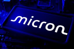 Micron Technology Stock Rises as Price Target Increased to $450