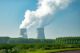 AI's Demand for Energy Drives Nuclear ETFs to Record Levels