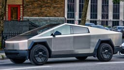 Tesla Cybertruck Faces 10th Recall in Two Years, CoreWeave Offer Declined