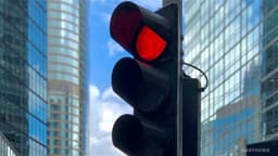 Trading of LAI SUN INT'L and LAI SUN DEV Shares Suspended Before Market Opening