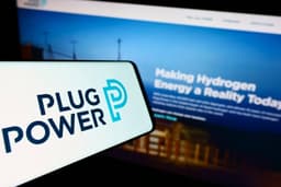 Plug Power's 59% Stock Plunge Poses Risks for Clean-Energy ETFs