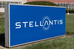 Stellantis Anticipates €22 Billion Charge Due to Energy Transition Overestimation