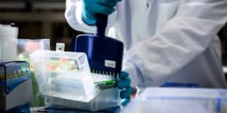 Moderna Posts Smaller Loss Than Anticipated, But Stock Declines Following Earnings Report.