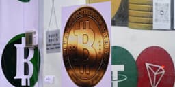 Bitcoin and XRP Prices Increase Following Crypto Bill Discussions, But a Rally Remains Unlikely.