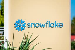 Snowflake Shares Surge 14%; Check Out 20 Stocks Making Moves in Premarket Trading