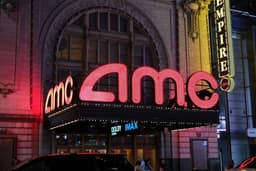 AMC Networks Analyst Changes Stance as Netflix and Paramount Compete for Warner Bros Discovery