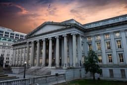 From Boring To Booming: How Treasury ETFs Are Beating The Bear