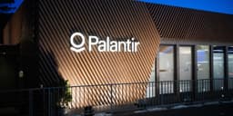 an image of Palantir Stands Out as a Unique Success in AI Software; Markets Require More Similar Achievements.