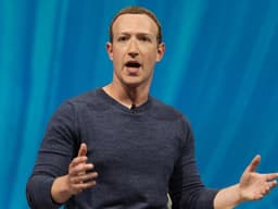 Instagram Head Testifies on Social Media Usage Issues