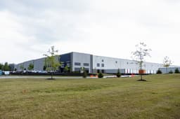 First Solar Misses Q4 Earnings Expectations, Lowers 2026 Revenue Guidance