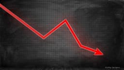 <Midday Update> HSI Declines by 304 Points; HSTI Falls by 25 Points; LI AUTO Rises Over 5%; REALORD GROUP, ND PAPER, SANY INT'L, BOC AVIATION, BJ ENT WATER Reach New Peaks