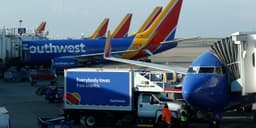 an image of Southwest Airlines Exceeds Forecasts and Anticipates Significant Profit Growth by 2026 Due to New Policies