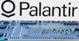 Palantir's AI Platform Fuels Growth Amid Valuation Concerns
