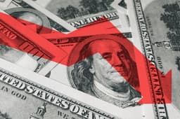 UUP Vs. The Herd: Contrarian Dollar ETFs In Focus As Sentiment Hits 20-Year Low