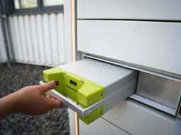 Solana Investors Experience Significant Volatility