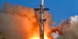 an image of Report: SpaceX IPO May Appraise Musk's Company at $1.5 Trillion – Key Details to Consider.