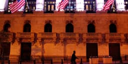 Investors Remain Concerned About Inflation Despite Minimal Impact of Fed Minutes on Treasury Yields