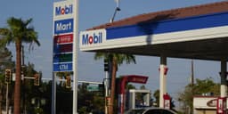 Dream Unlimited Reports Q4 Profit Decline Despite Revenue Increase