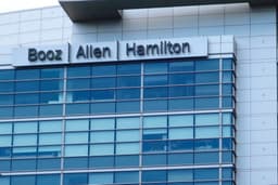 Booz Allen Hamilton Reports Disappointing Earnings, Alongside Deckers Outdoor and Other Major Stocks Declining in Friday's Pre-Market Trading