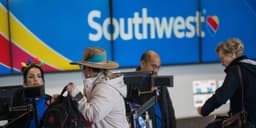 Airline Stocks Face a Challenging Year: Reasons Delta and United May Soar in 2026.